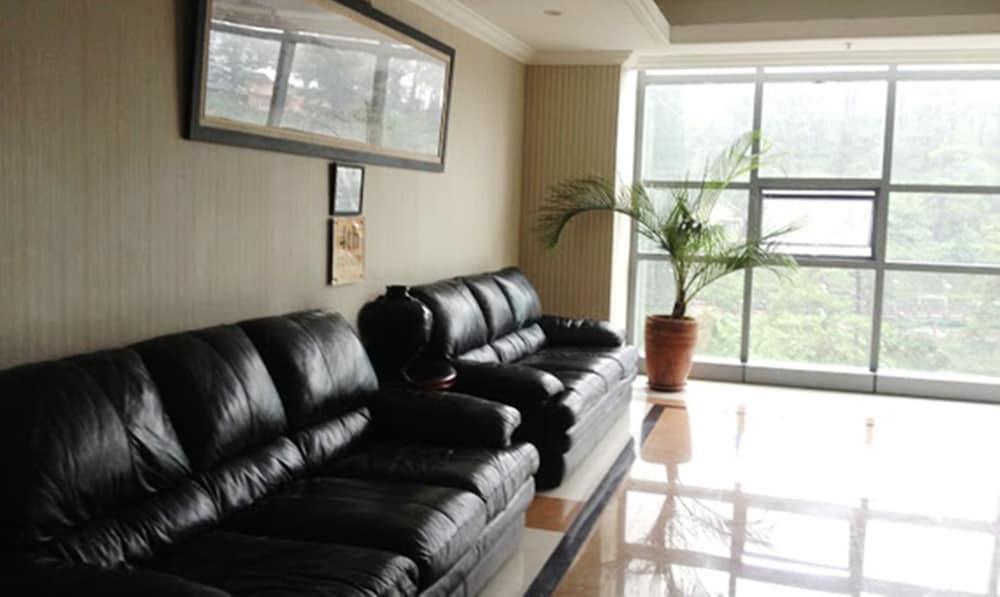 Baguio Crown Legacy Hotel Baguio City Екстериор снимка